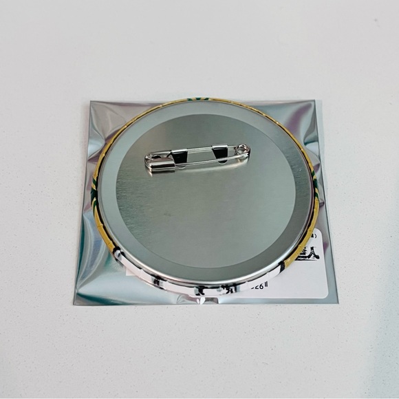 Attack on Titan Eren Yeager New Year ver. GraffArt Illustration Tin Badge - Picture 3 of 4